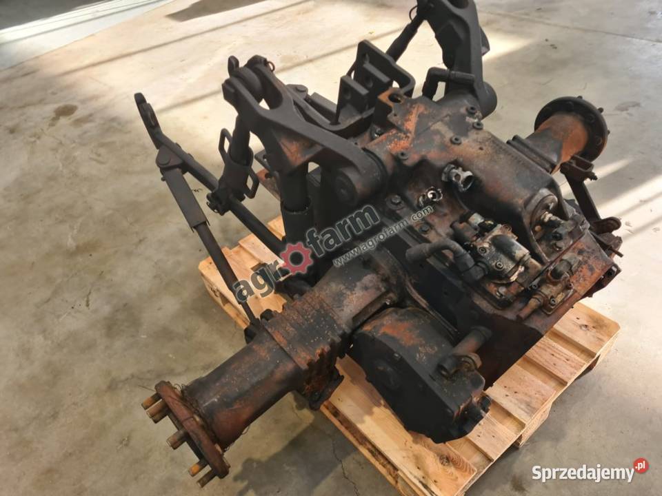 Tylny most Claas 77000983498F Byków