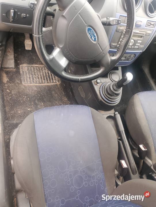 Ford Fiesta MK6 uszkodzony Inwałd