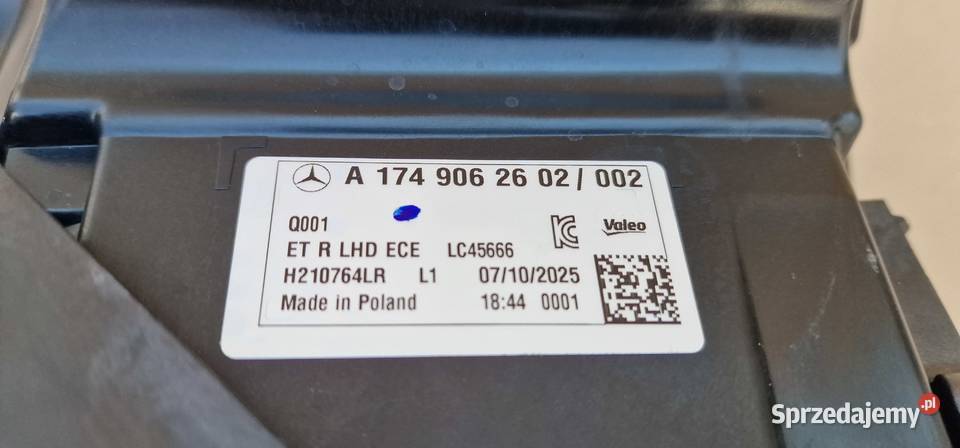 MERCEDES CLA W174 LAMPA REFLEKTOR LED Bieleń sprzedam