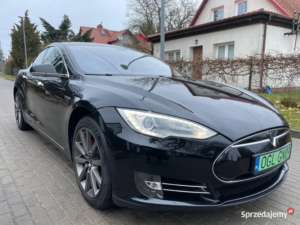 Tesla S P85 Performance Europa full panorama Kętrzyn