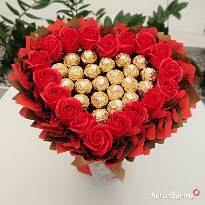 Bukiet Ferrero Rocher i róże mydlane 18 Serce Kraków