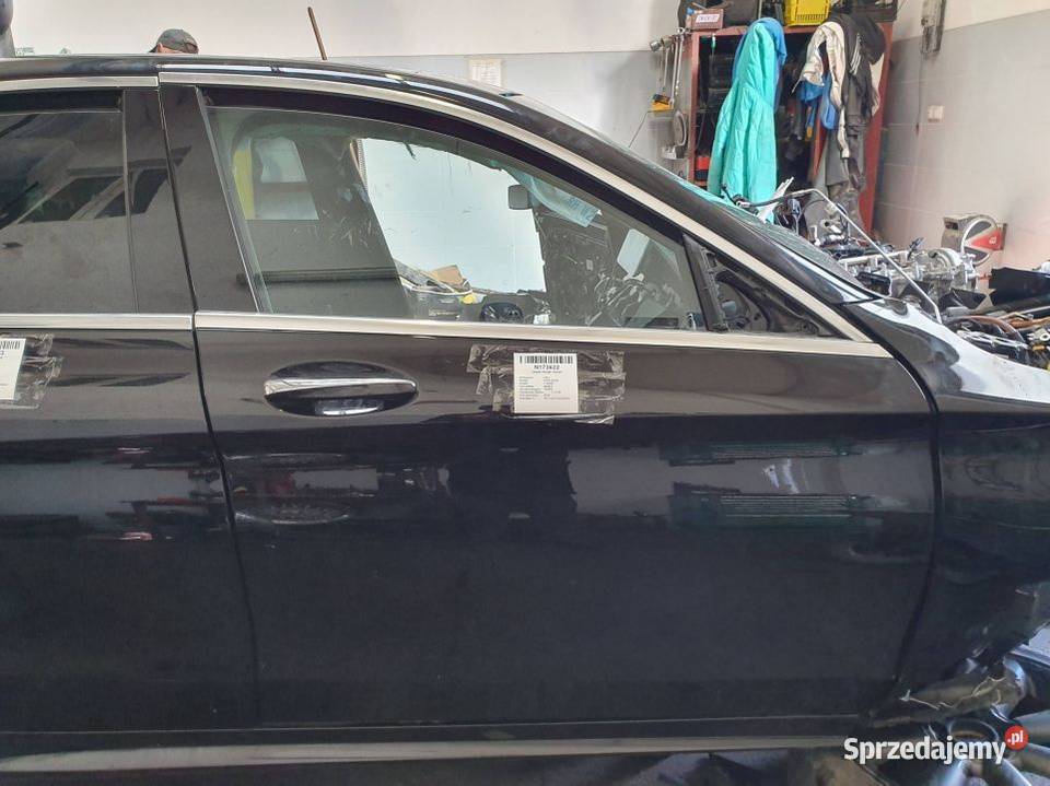 DRZWI PRAWE PRZÓD MERCEDES C W205 4MATIC 197 Lipno