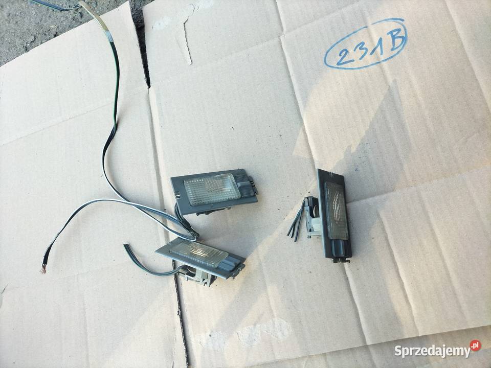 AUDI 80 B3 80B3 80B4 80 B4 LAMPKI PODSUFITKI Kamień-Kolonia