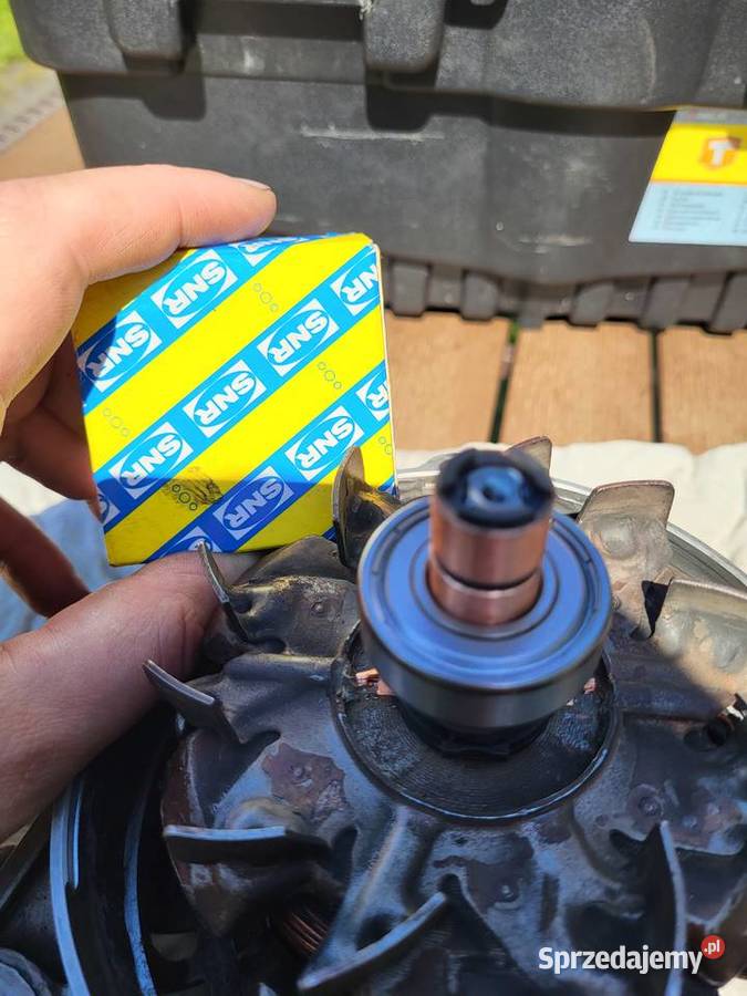 Sprzedam alternator Valeo 82848 regenareacji Bmw Silniki i osprzęt Łódź