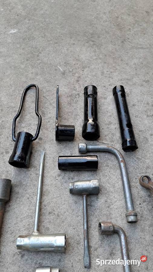 klucze samochodowe motocyklowe PRL Leszno