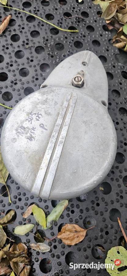 ŁadnaKapaDekiel silnika ze ślimakiem WSK Barlinek