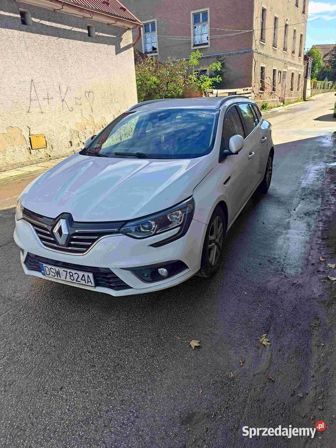 ZAMIENIĘ SPRZEDAM RENAULT MEGANĘ COMBI15 DIESEL Rok produkcji 2018 Paczków