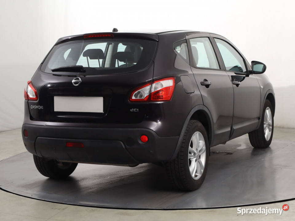 Nissan Qashqai 15 dCi Samochody osobowe