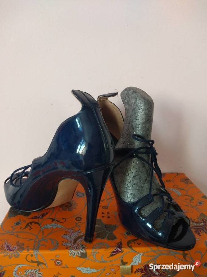 szpilki ZARA Basic Collection ciemny