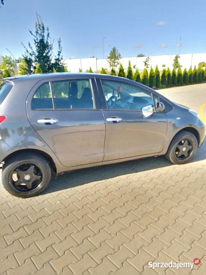 Sprzedam Toyota Yaris 2011r Rok produkcji 2011 Kowal
