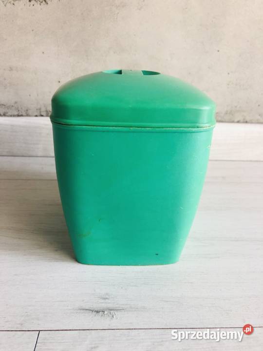 Zielone pudełko z pokrywką PRL plastikowe Łódź sprzedam
