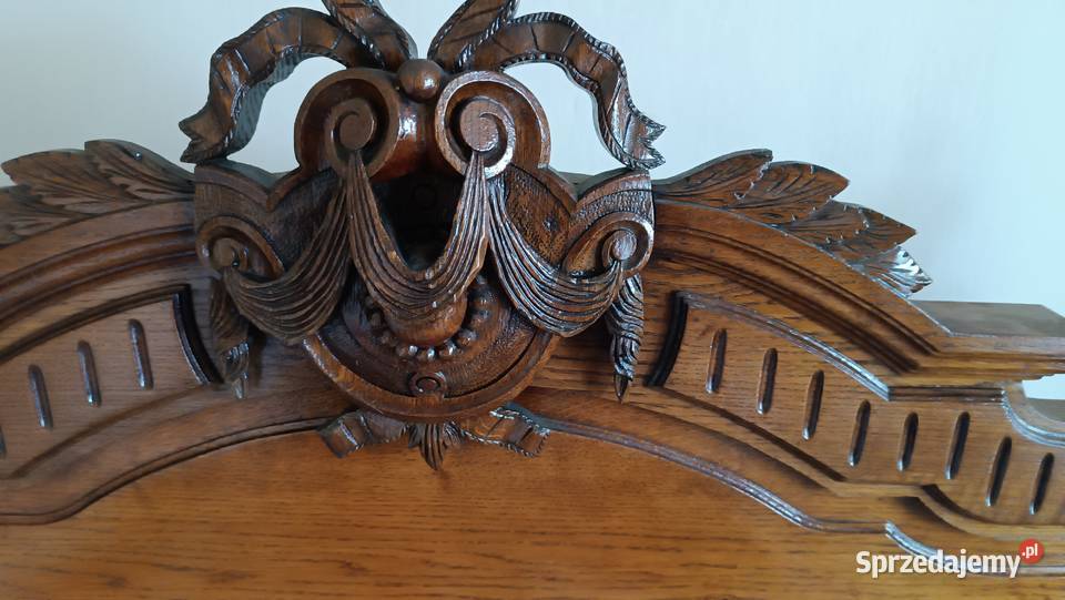 Dębowe łóżko renowacji Łazy