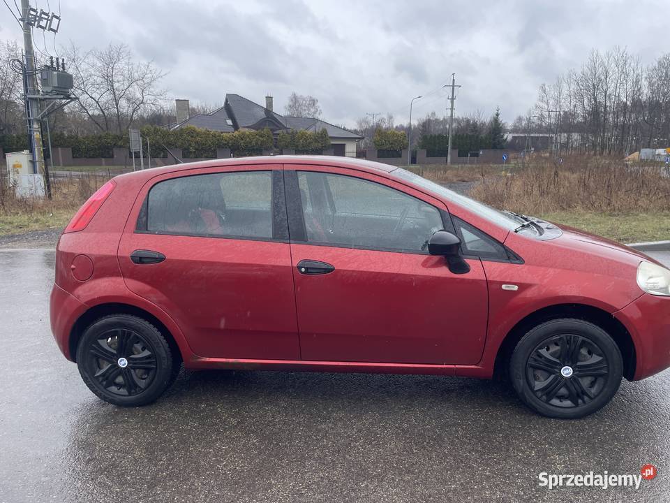Fiat Grande Punto 14 długie opłaty bogate 77KM Dąbrowa Górnicza