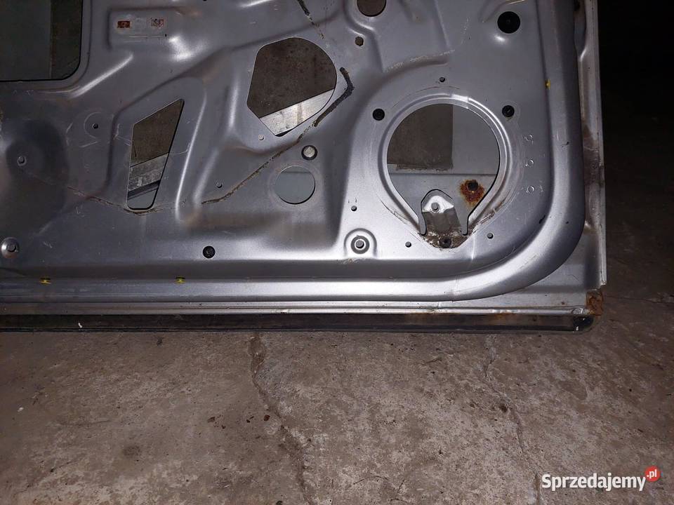 Drzwi szyby audi a4 b6 srebrne Drzwi