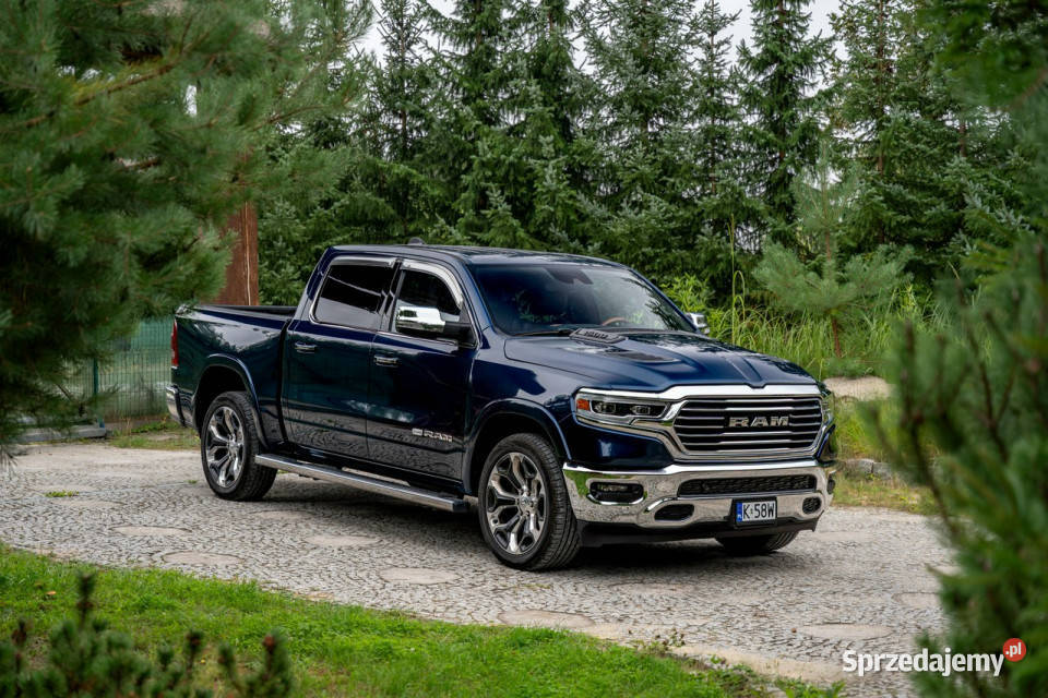RAM 1500 57 V8 HEMI Crew Cab LONG HORN LIMITED Rok produkcji 2021 Motoryzacja