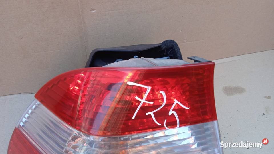 BMW E46 FL SEDAN LAMPA TYŁ LEWA Zbierkowo