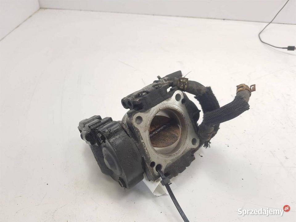 PRZEPUSTNICA TOYOTA COROLLA E15