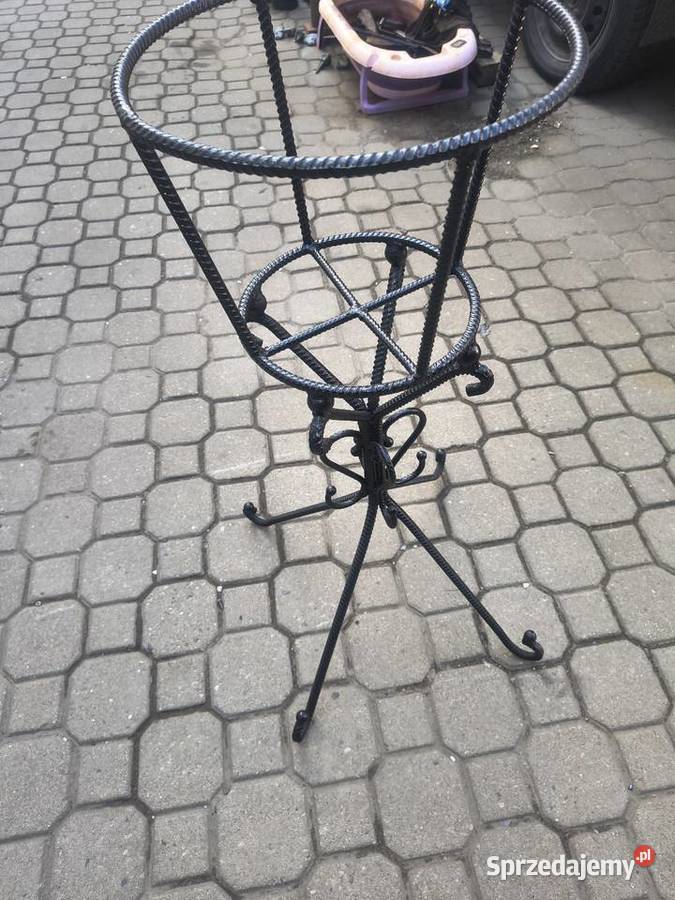 Duży masywny kwietnik metalowy PRL Donice ogrodowe