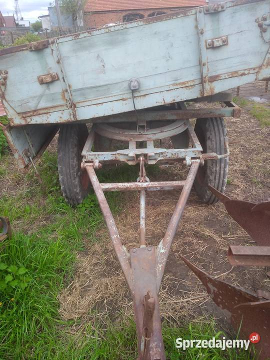Przyczepa rolnicza niemiecka nieuszkodzony
