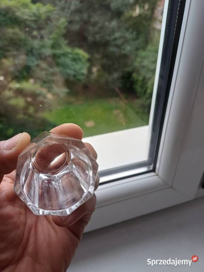9 sztuk kultowych kieliszkow do wodki z 50 tych Porcelana i szkło Lubań