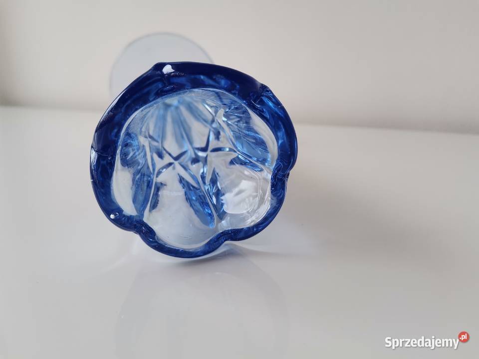 Stary nieużywany niebieski wazon 2308 szkło Art Katowice