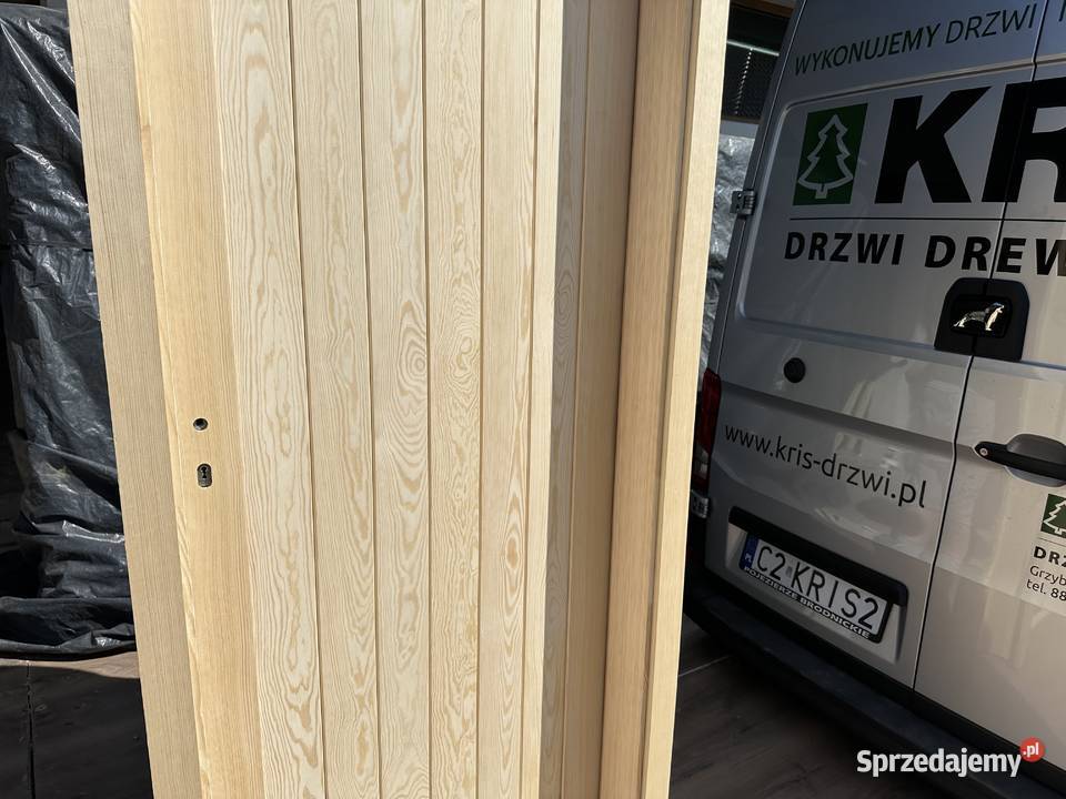 Drzwi wewnętrzne lite drewniane z ościeżnicą Grzybno