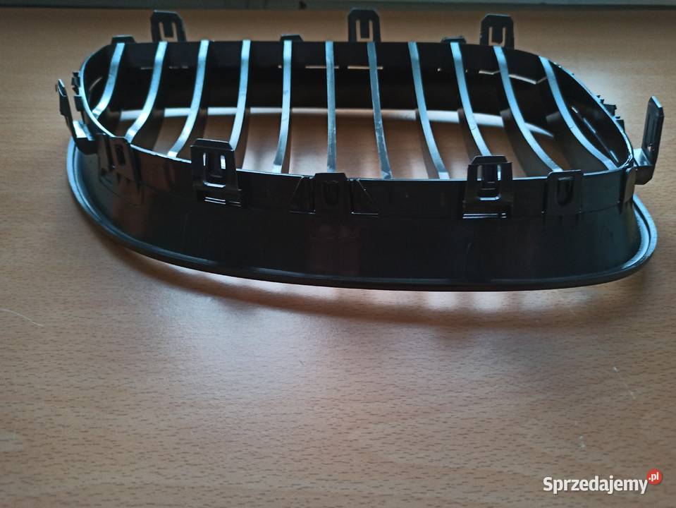 BMW E60 E61 czarny połysk nerki grill atrapa łódzkie Łódź