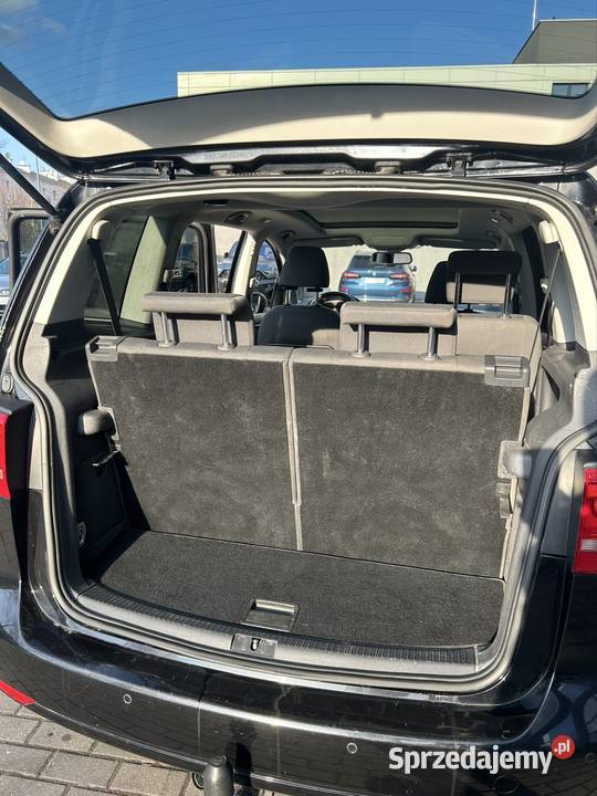 VW Touran 7osobowy Panorama Nowe opony i Warszawa