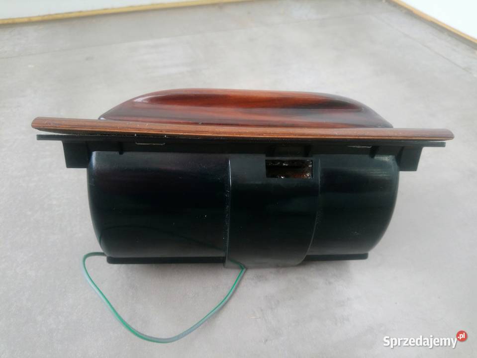 Popielniczka drewno Mercedes 124 w124 Wyposażenie wnętrza mazowieckie Ostrołęka sprzedam