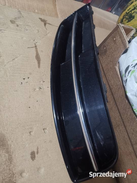 Zaślepka kratka atrapa halogenu zderzaka przód lubelskie Zamość