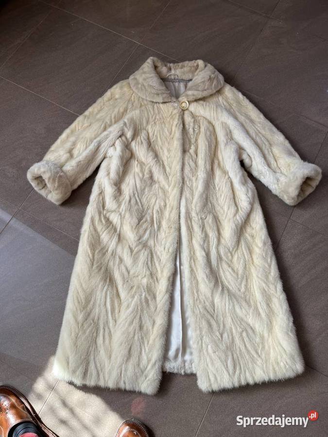 Kremowe futro z norek 3840 Inny materiał