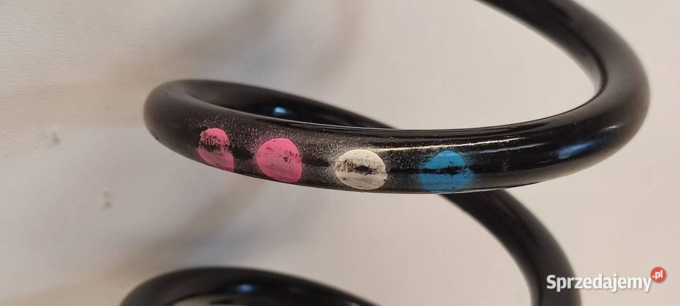 AUDI Q5 8R SPRĘŻYNA TYŁ TYLNA 8R0511115BN