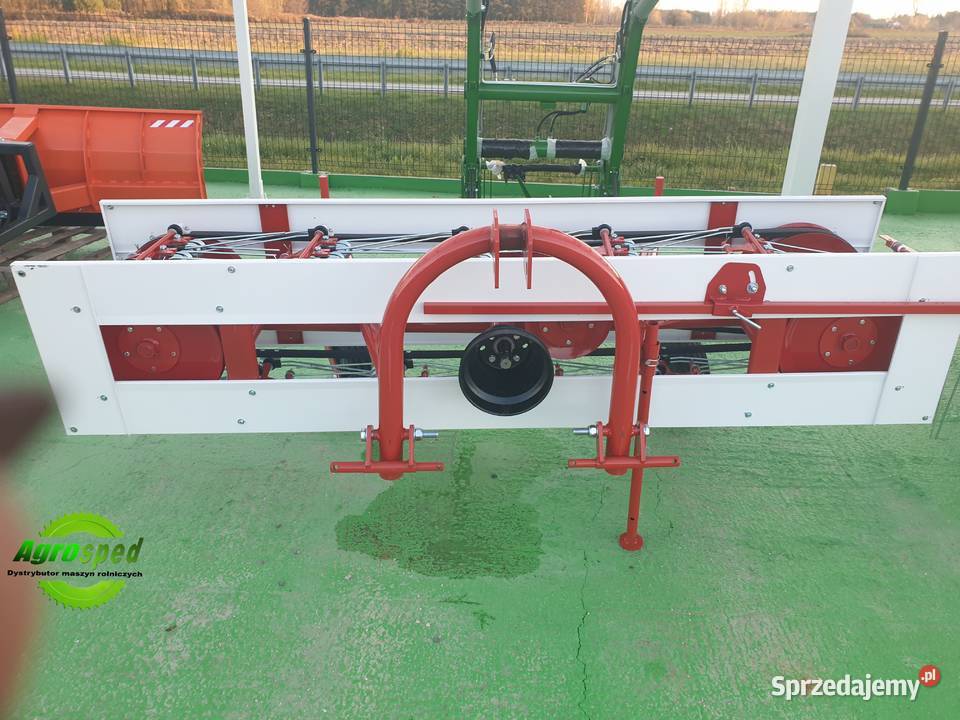 Zgrabiarka Pasowa do siana TARET Transport nieuszkodzony Paprotki