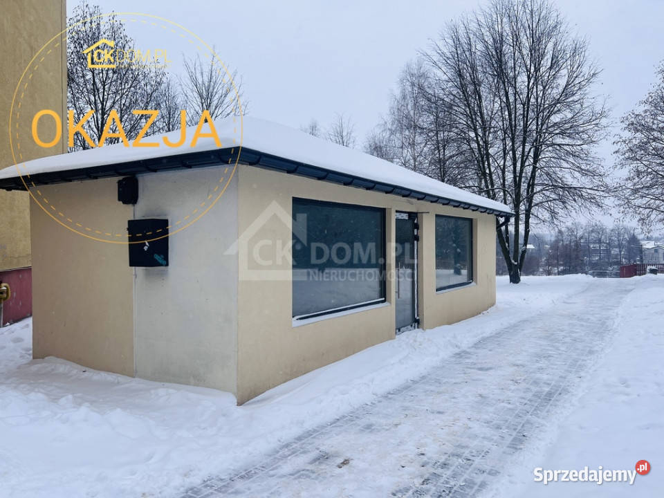 Na sprzedaż budynek handlowousługowy w Staszowie Staszów