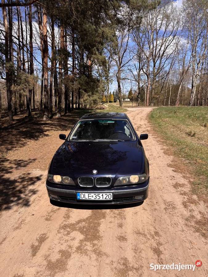 BMW Seria 5 E39 523i Klasyk z nowym LPG i pewną Rok produkcji 1998 Chojnów