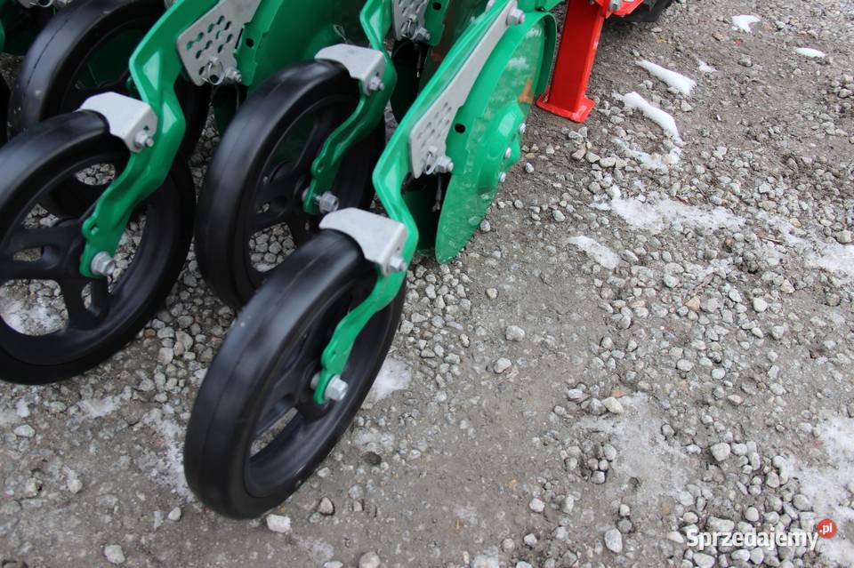 Siewnik zbożowy do zboża AgroMasz 251 271 301 25