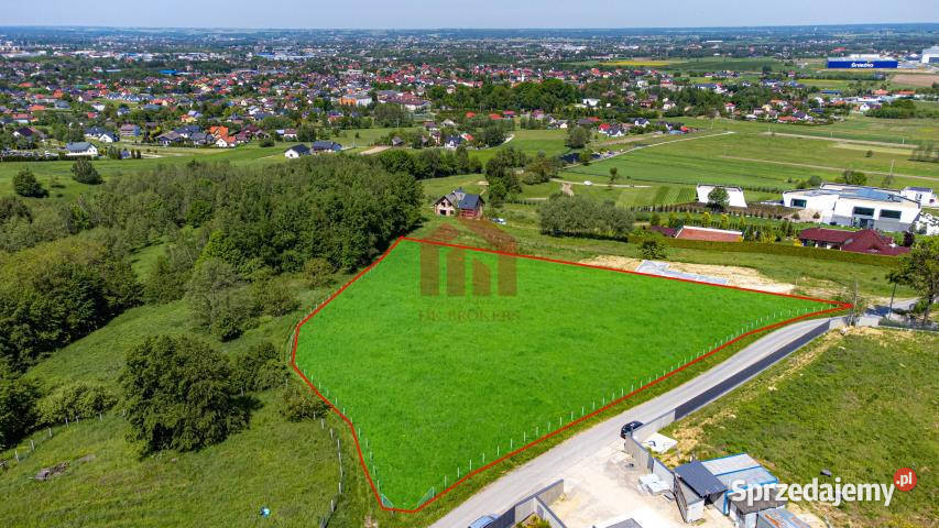 sprzedaży gruntu 7200m2 Zawada