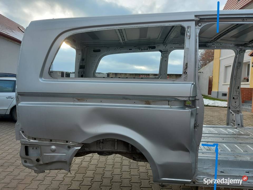 Mercedes EQV w447 Vklasa błotnik prawy tył