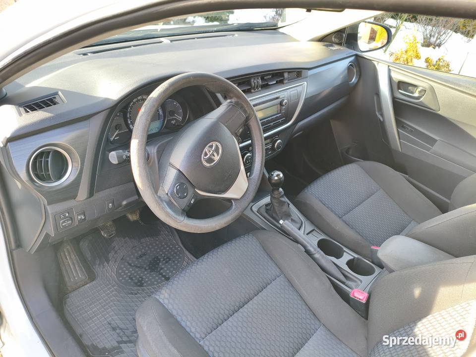 Toyota Auris II 14 D4D kombi stan bezwypadkowy Toyota