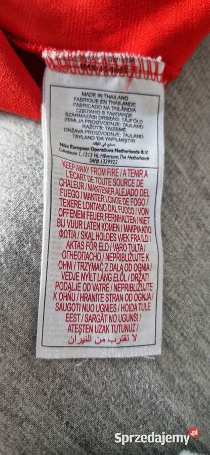 koszulka polo NIKE 152158 czerwona w paski