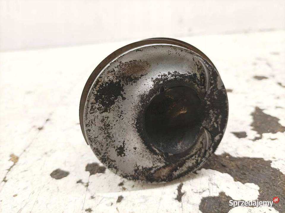 TŁOK KORBOWÓD 076194 16 FSI VW Volkswagen Touran sprzedam