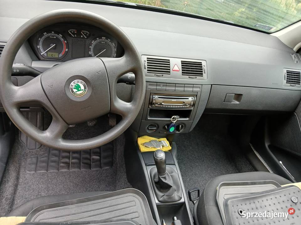 sprzedam skode fabie 290000km Szczecinek