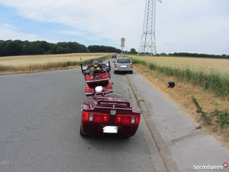 Honda GL 1800 Gold Wing z przyczepkom Motoryzacja Strzelce Opolskie