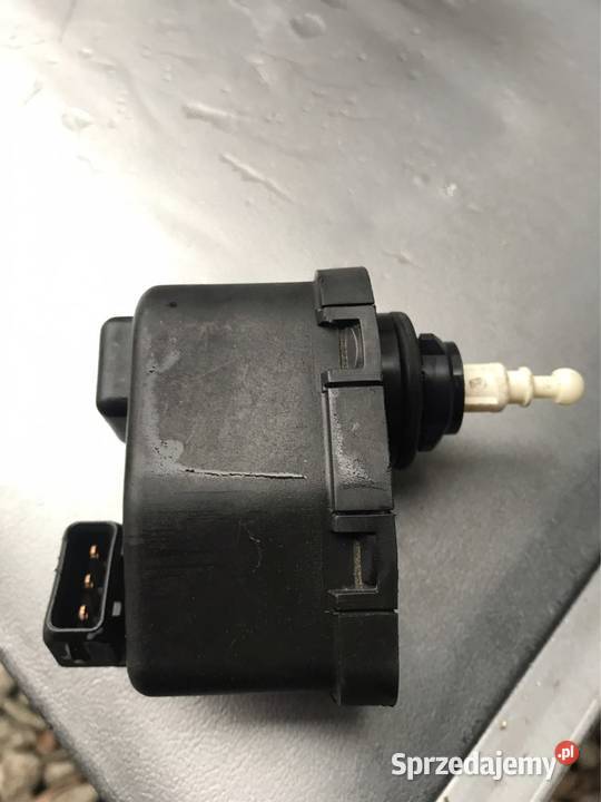 Silnik regulacji lampy reflektora VW Golf III Rzeszów