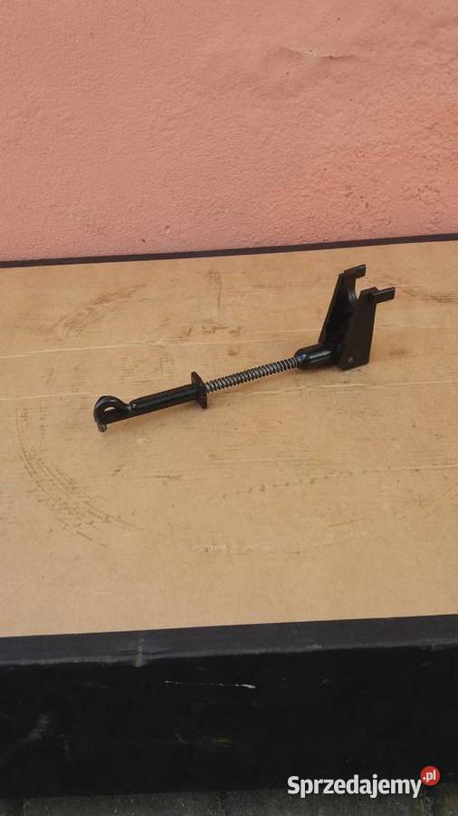 FIAT 126P UCHWYT DO KLAPY CHŁODZENIE SILNIKA Leżajsk