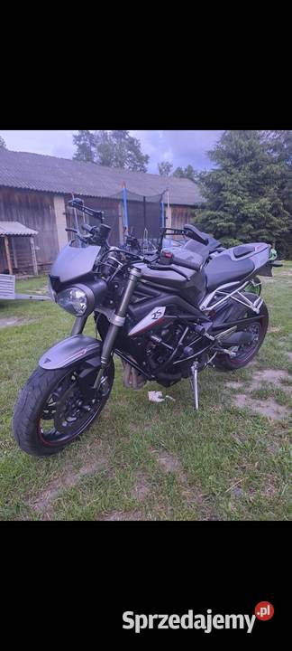 Triumph street triple 675