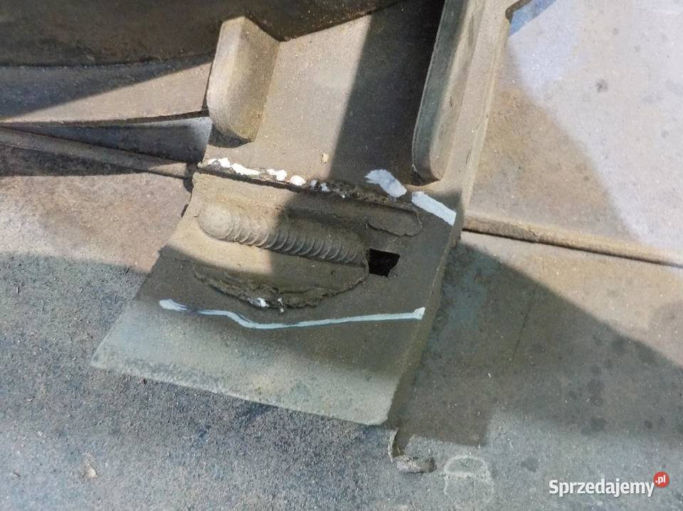 LAND ROVER FREELANDER II 22 TD4 10r zderzak sprzedam