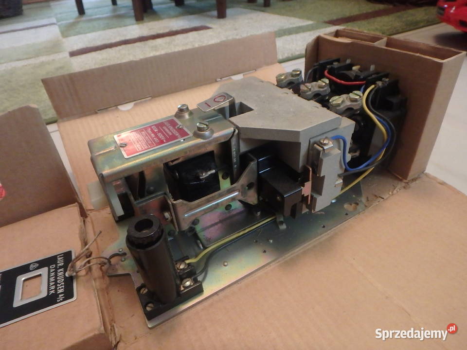 Stycznik 100 A 500V Produkcja Dębica sprzedam