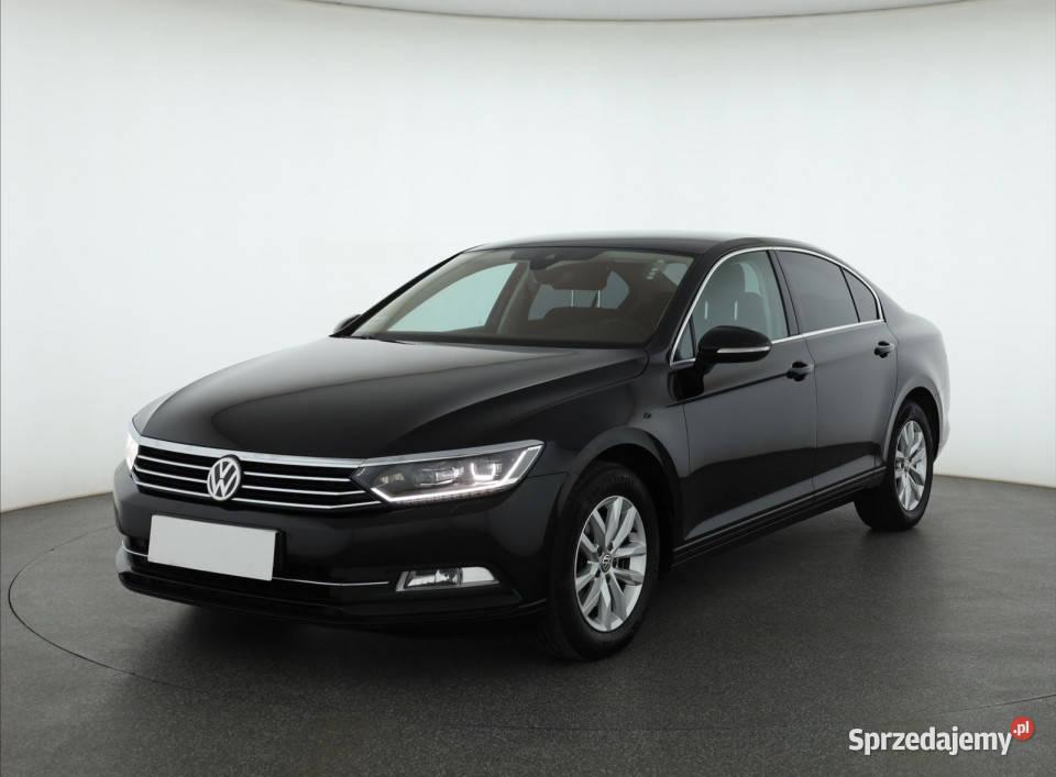 VW Passat 18 TSI podgrzewane fotele Passat Piaseczno