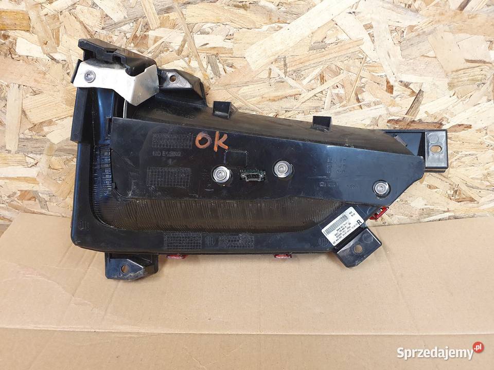 BMW I3 LAMPA PRAWA TYLNA PRAWY TYŁ 7389606
